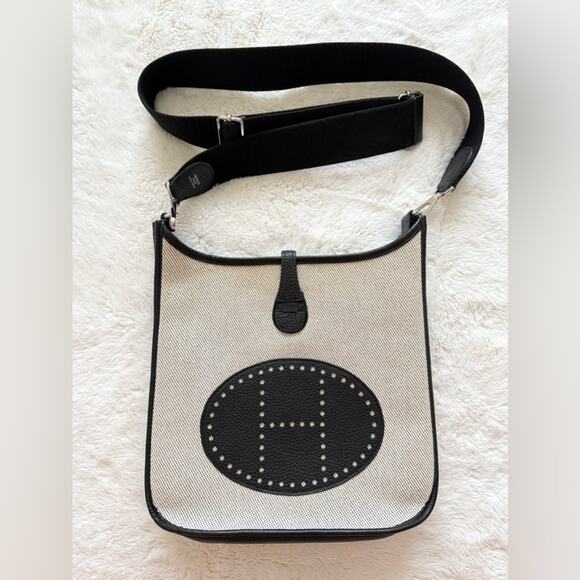 Hermes Evelyn cloth crossbody bag Limited Edition Authentic - Picture 1 of 11